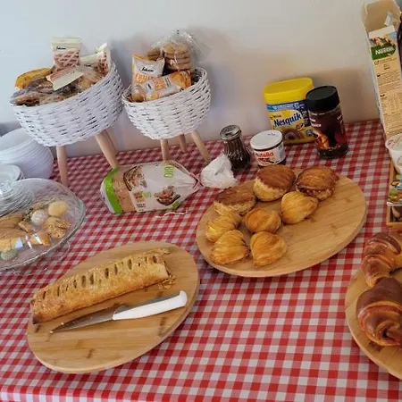 Alojamento de Acomodação e Pequeno-almoço La Terrazza Motta