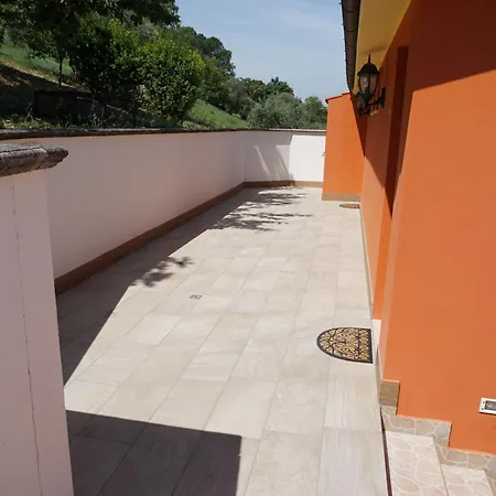 Frühstückspension La Terrazza Motta 4*