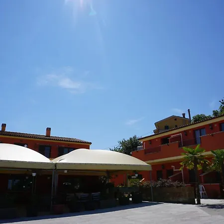 La Terrazza Motta Couette-café Atri