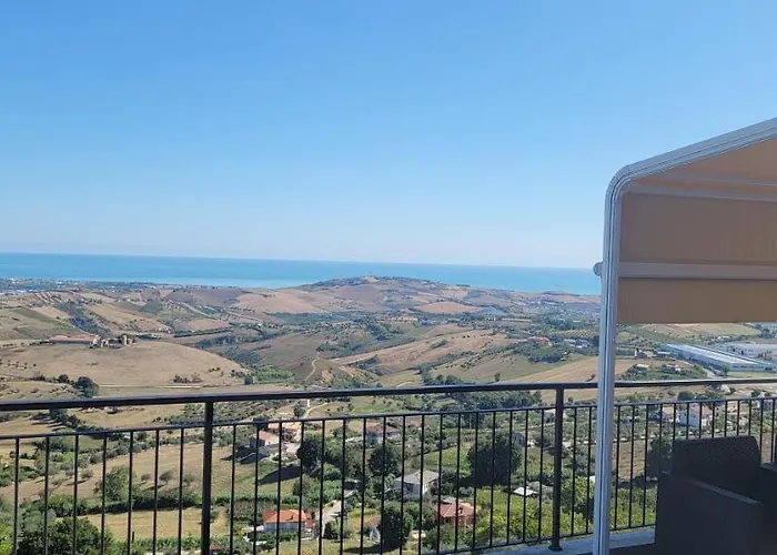 Alojamento de Acomodação e Pequeno-almoço La Terrazza Motta Atri