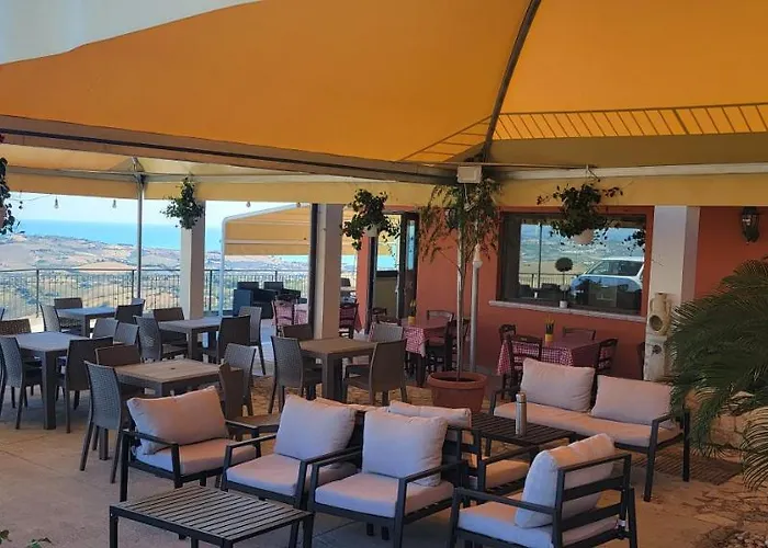 La Terrazza Motta Alojamento de Acomodação e Pequeno-almoço Atri