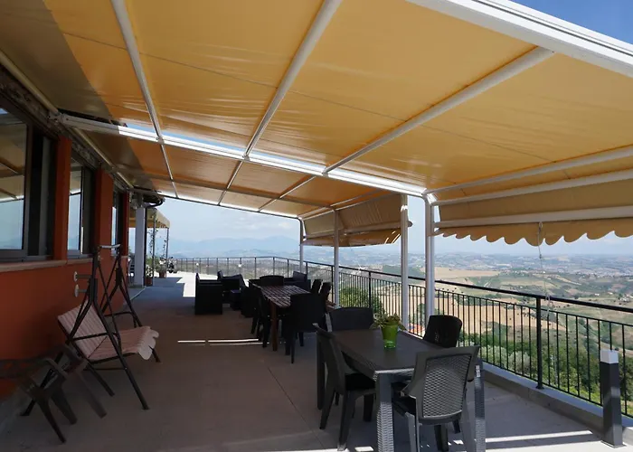 Alojamento de Acomodação e Pequeno-almoço La Terrazza Motta Atri