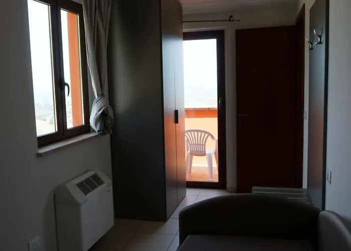 Bed & Breakfast La Terrazza Motta 4*